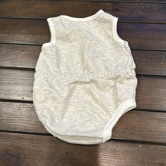 Grey Romper - 6-9M - Picture 4 of 4